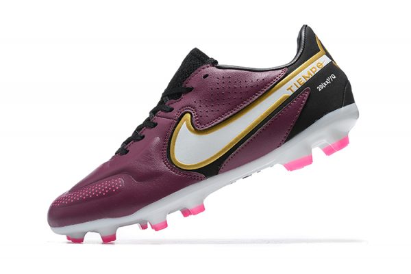 Nike Tiempo