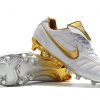 Nike Tiempo