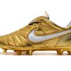 Nike Tiempo