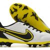 Nike Tiempo