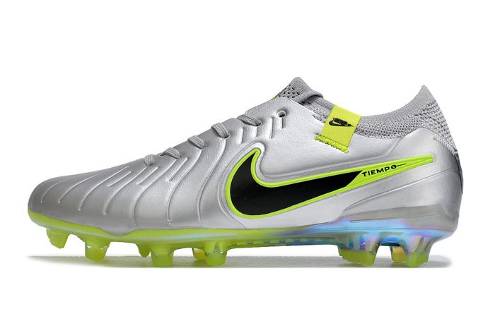Nike Tiempo