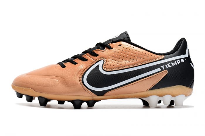 Nike Tiempo