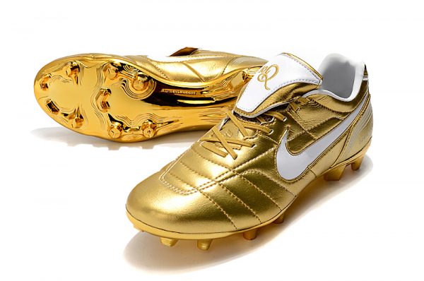 43eddfc6 Nike Tiempo