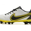 Nike Tiempo