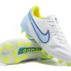Nike Tiempo