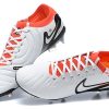 Nike Tiempo