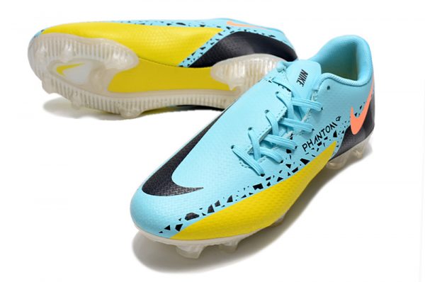 704f4985 Nike Phantom GT