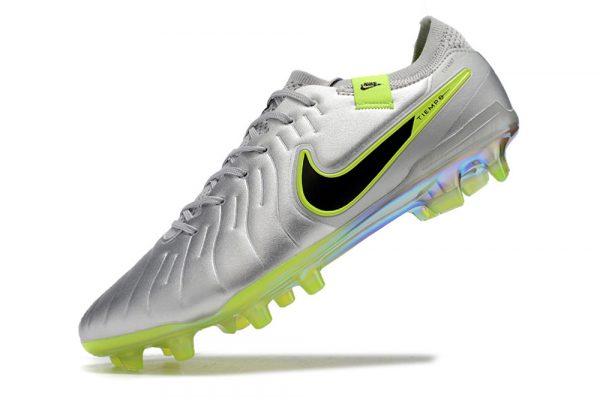 791827a2 Nike Tiempo
