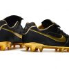 Nike Tiempo