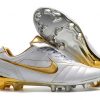 Nike Tiempo