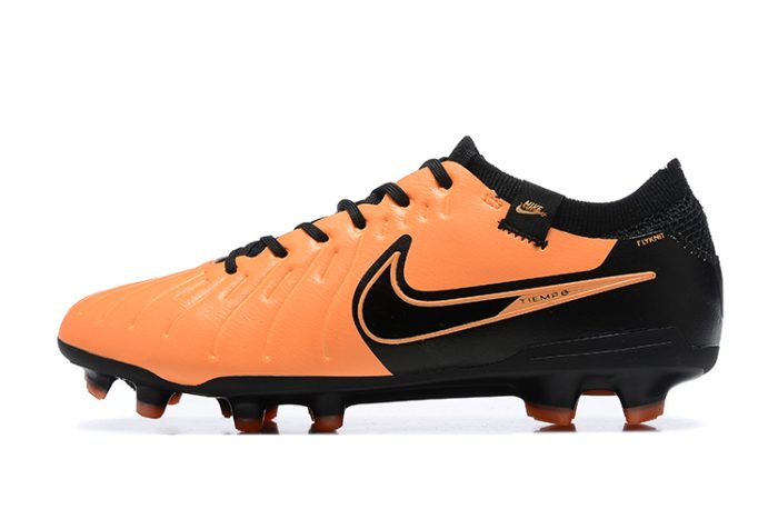 Nike Tiempo
