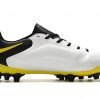 Nike Tiempo