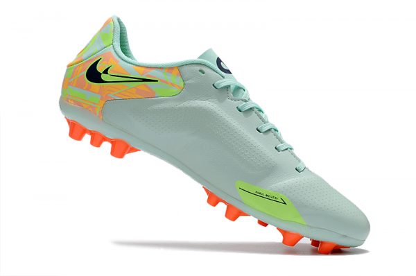 c4fac8d0 Nike Tiempo