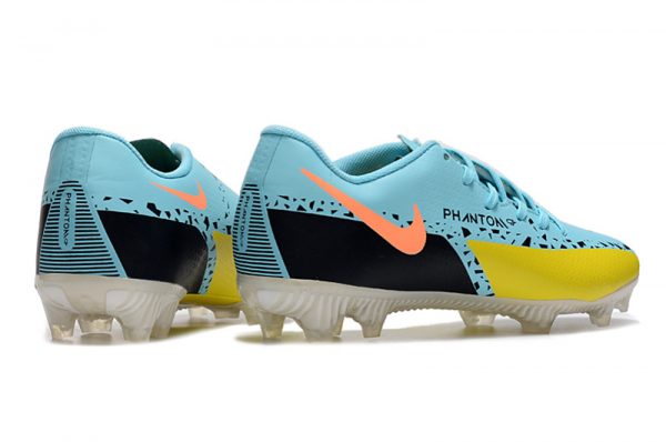 c5ebf169 Nike Phantom GT