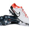 Nike Tiempo