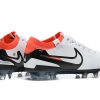 Nike Tiempo