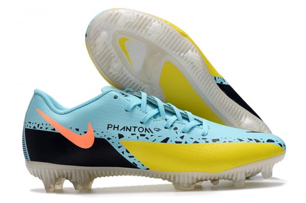 e8a2d406 Nike Phantom GT