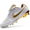 Nike Tiempo