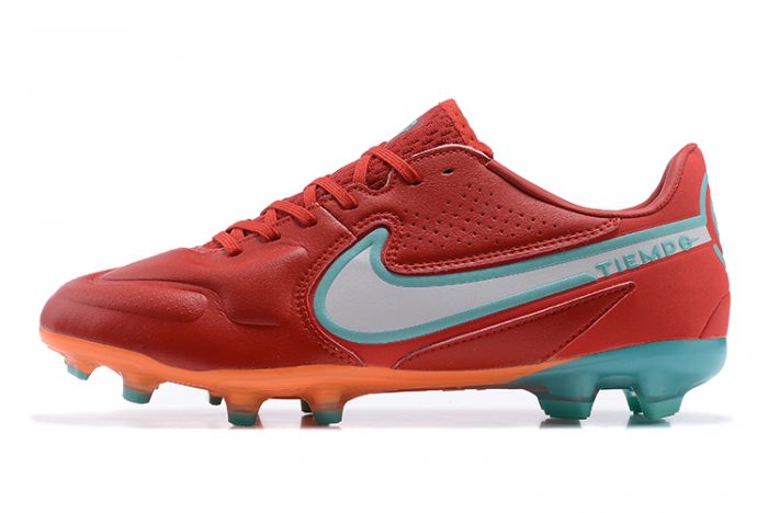 Nike Tiempo