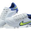 Nike Tiempo
