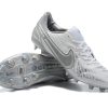 Nike Tiempo