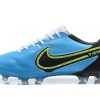 Nike Tiempo